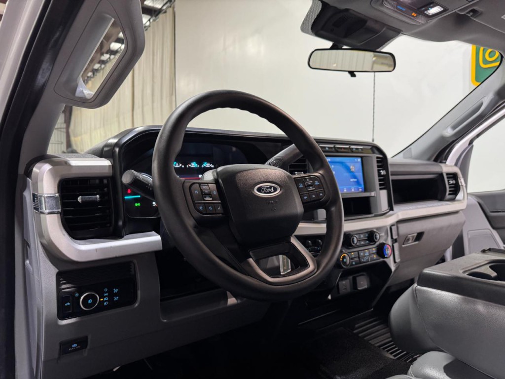 2024 Ford F-250 Image 11
