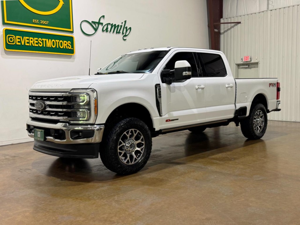 2023 Ford F-250 Image 3