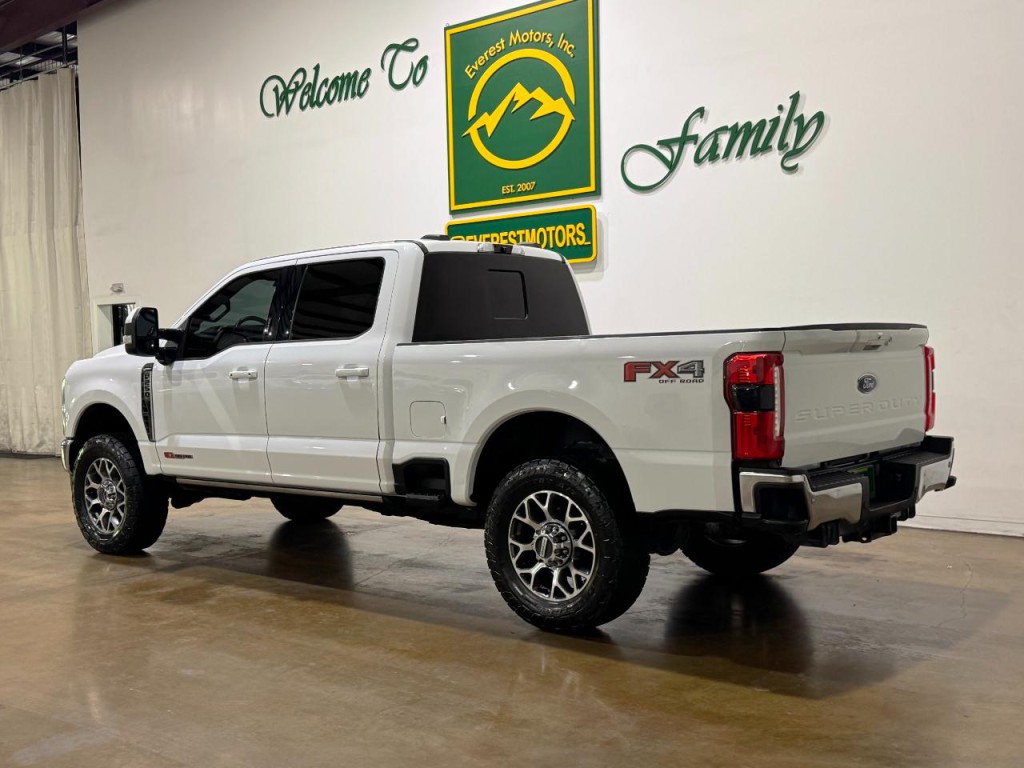 2023 Ford F-250 Image 6