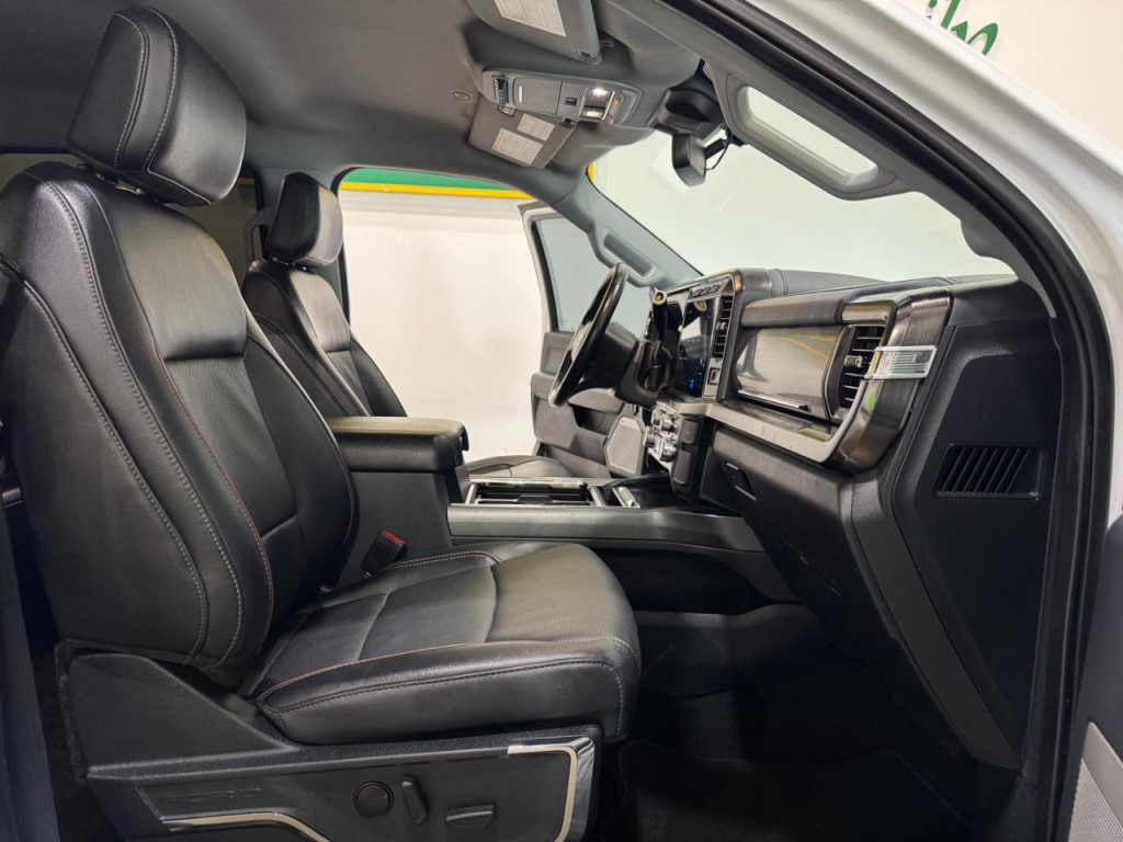 2023 Ford F-250 Image 13