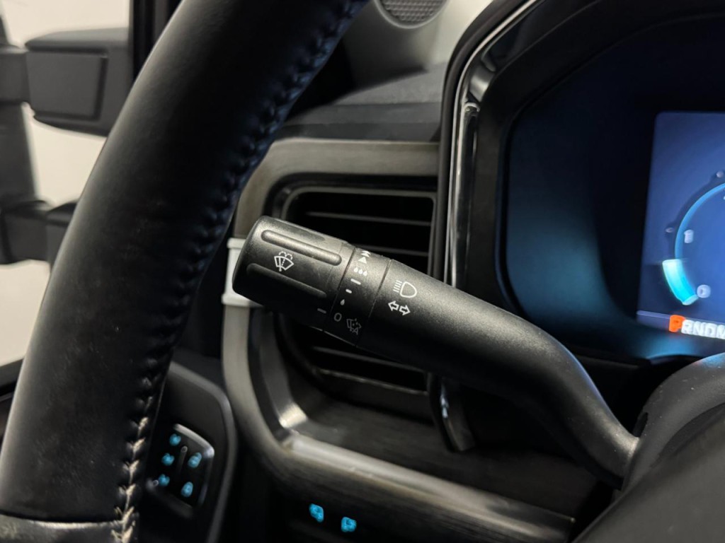 2023 Ford F-250 Image 24