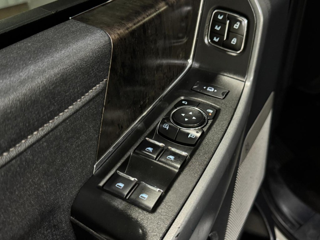 2023 Ford F-250 Image 29