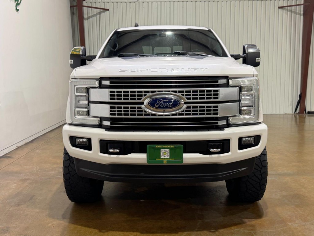 2019 Ford F-250 Image 2