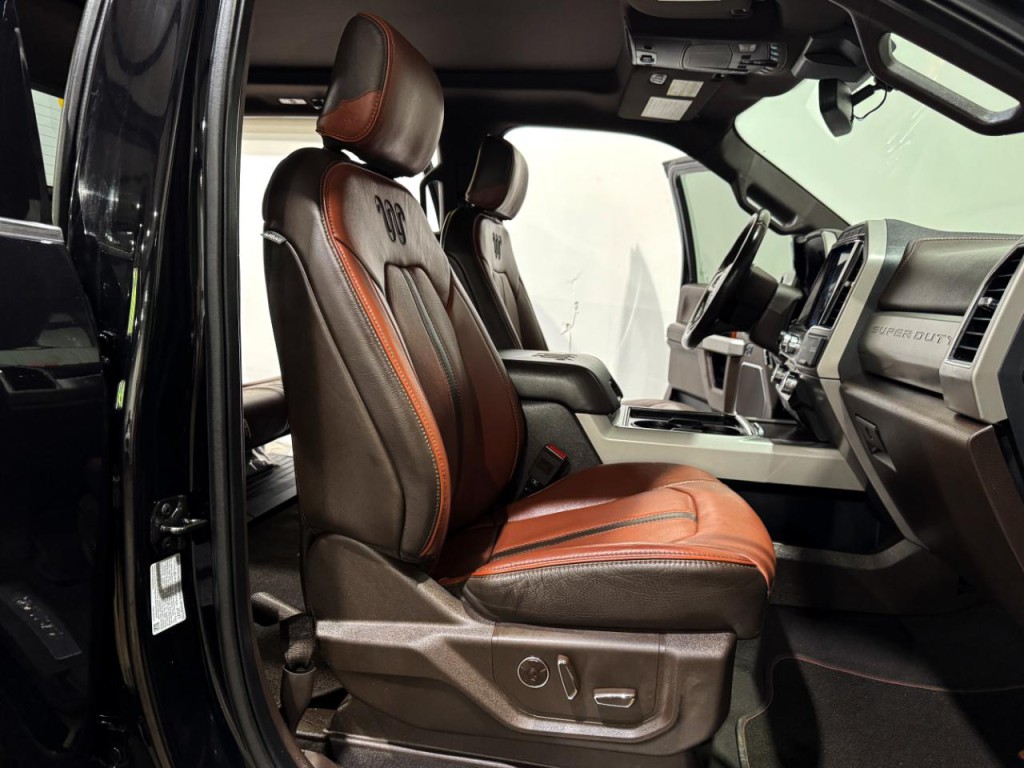 2022 Ford F-250 Image 12