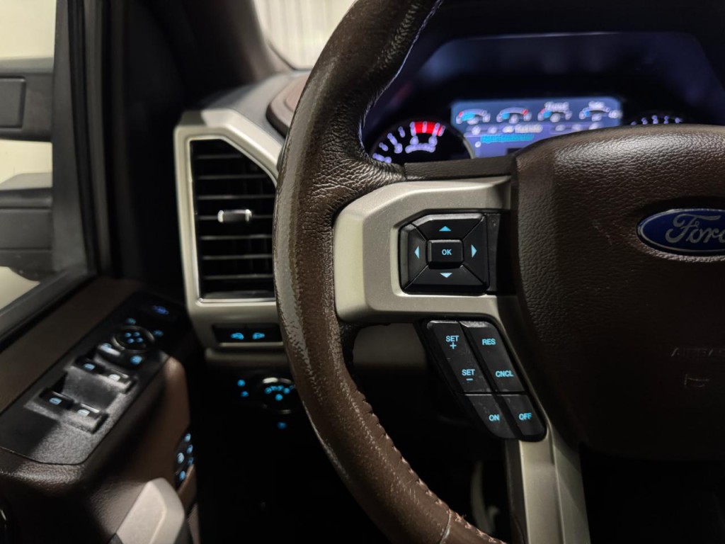 2022 Ford F-250 Image 21