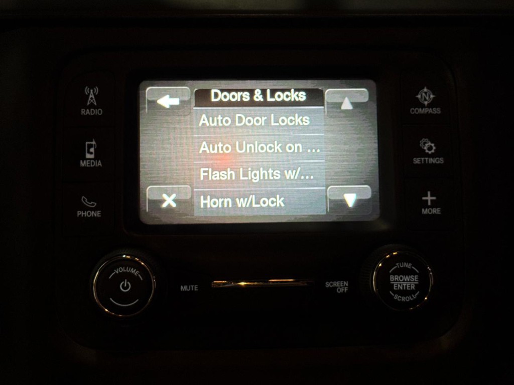 2023 RAM 3500 Image 10