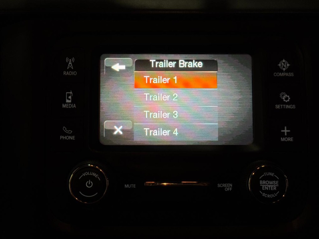 2023 RAM 3500 Image 15
