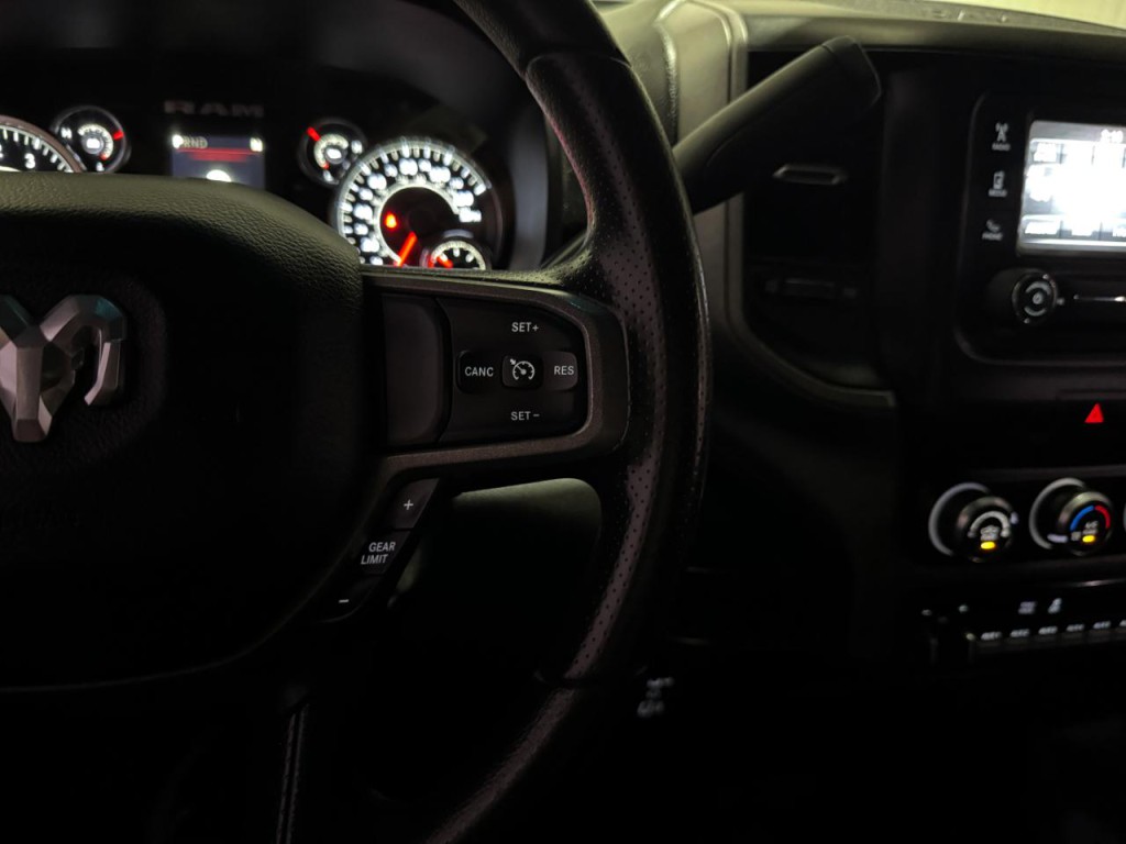 2023 RAM 3500 Image 25