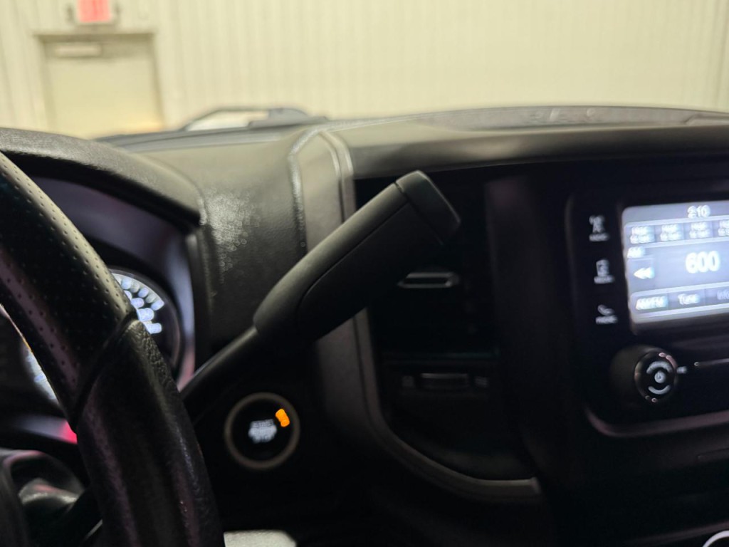 2023 RAM 3500 Image 27