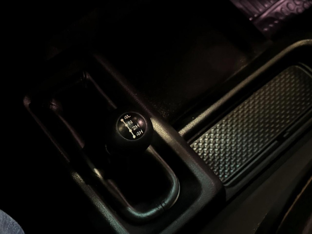 2023 RAM 3500 Image 33