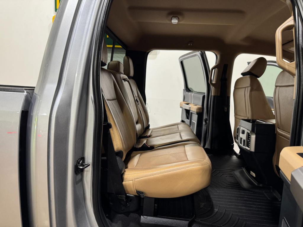 2022 Ford F-250 Image 16