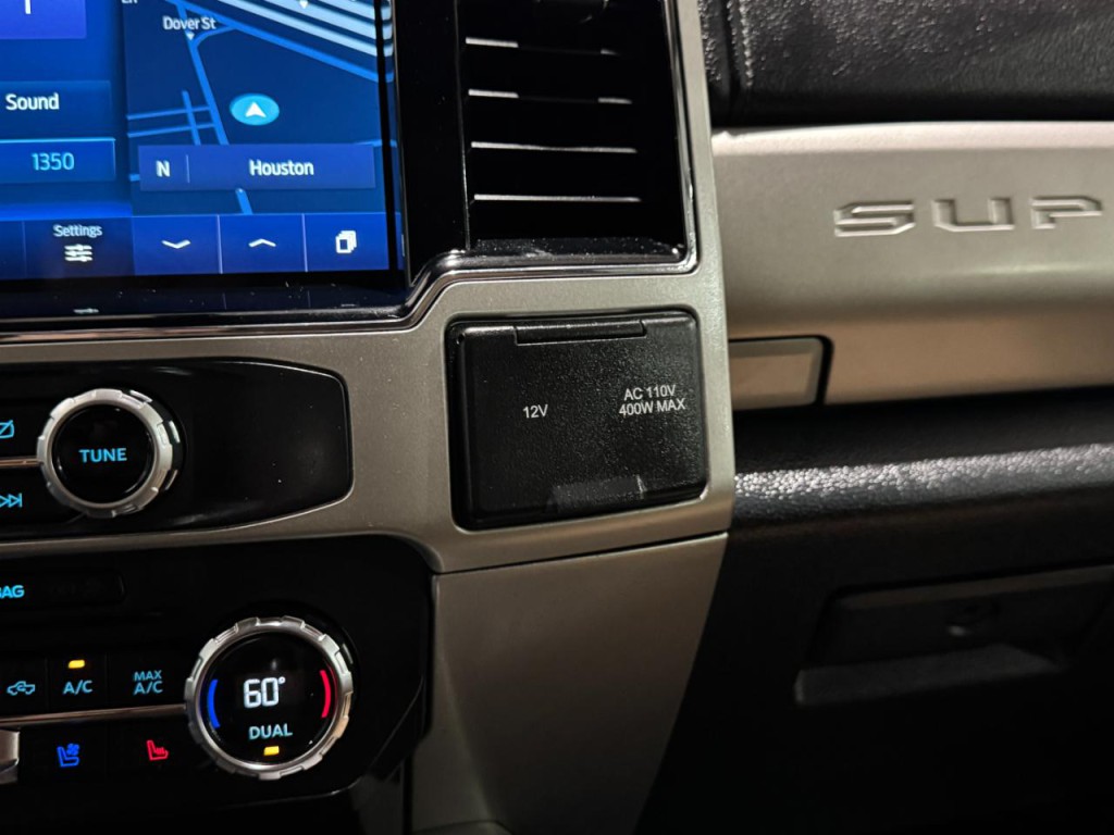 2022 Ford F-250 Image 24
