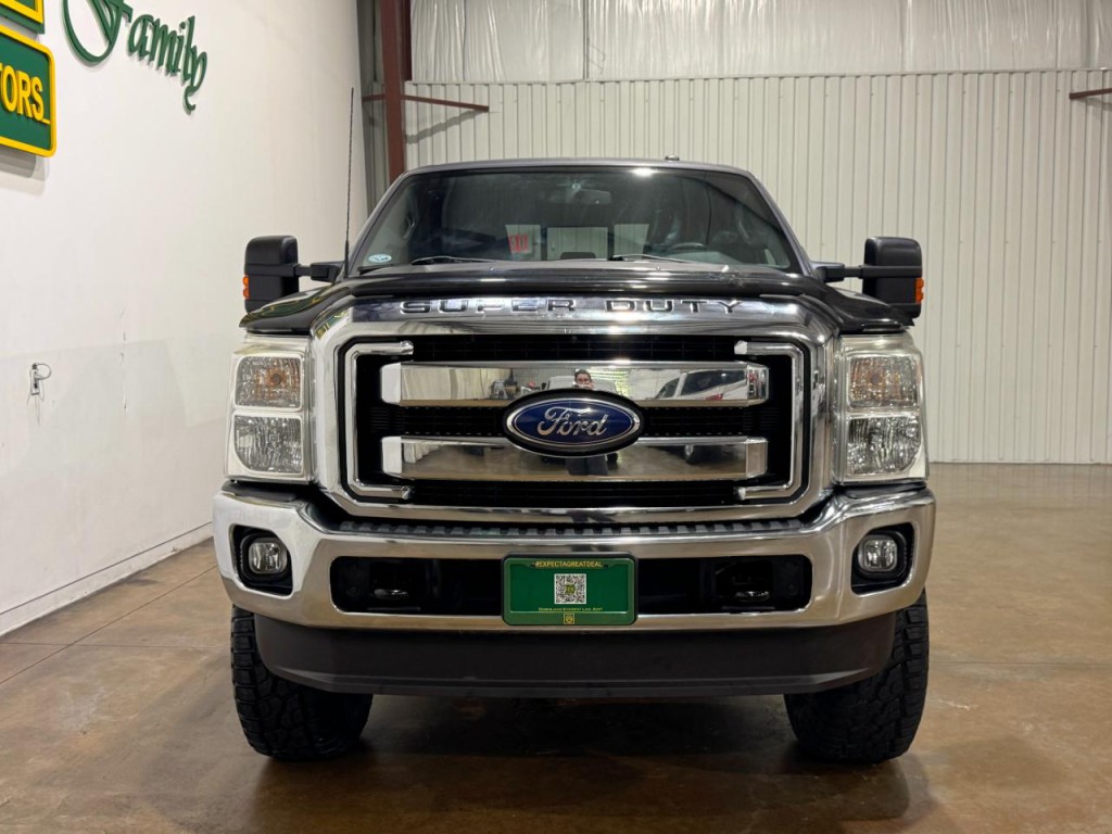 2011 Ford F-250 Image 2