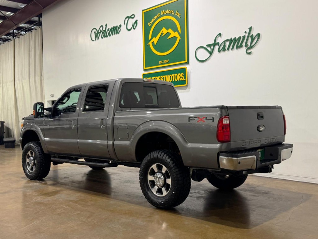 2011 Ford F-250 Image 6