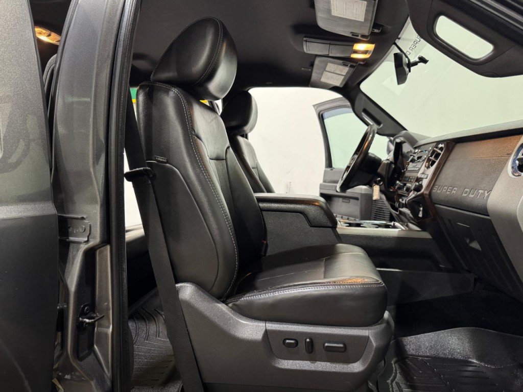 2011 Ford F-250 Image 13