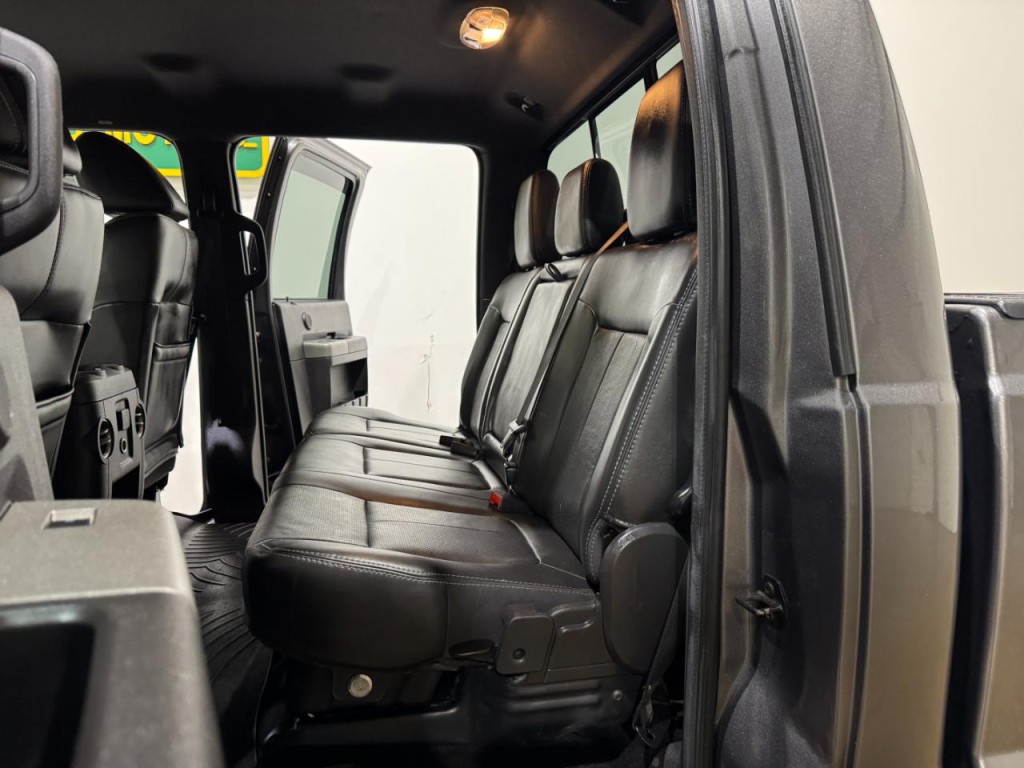 2011 Ford F-250 Image 17