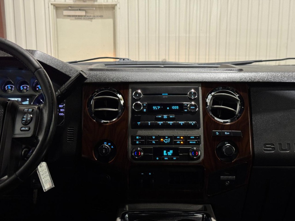 2011 Ford F-250 Image 20