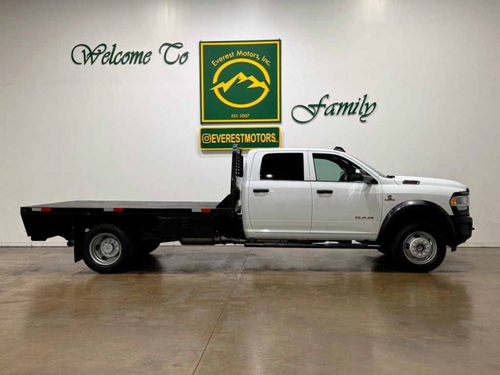 2022 RAM 5500 Image 9