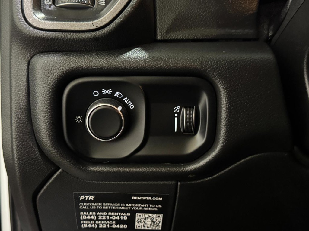 2022 RAM 5500 Image 25