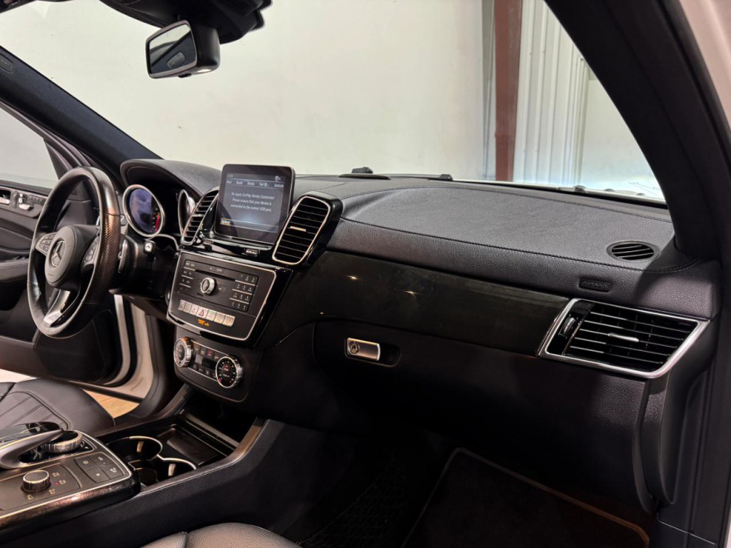 2018 Mercedes-Benz GLS-Class Image 10