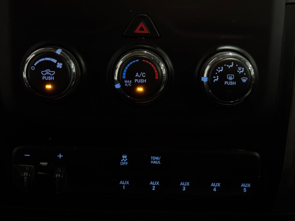 2018 RAM 3500 Image 6