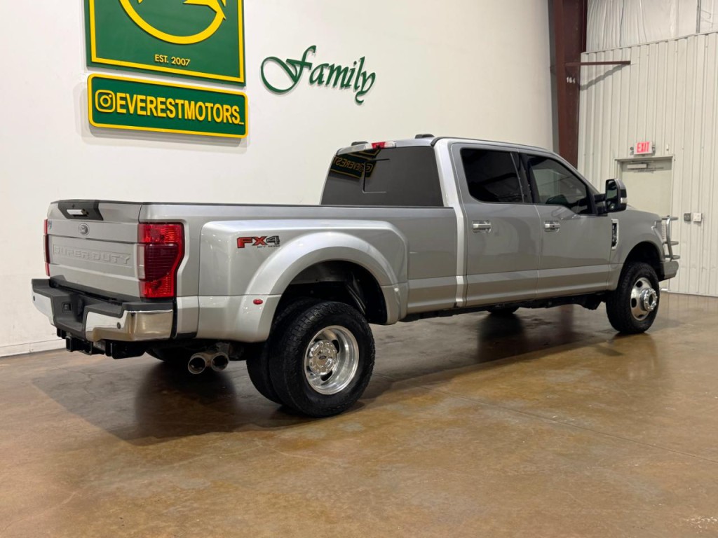 2022 Ford F-350 Image 3