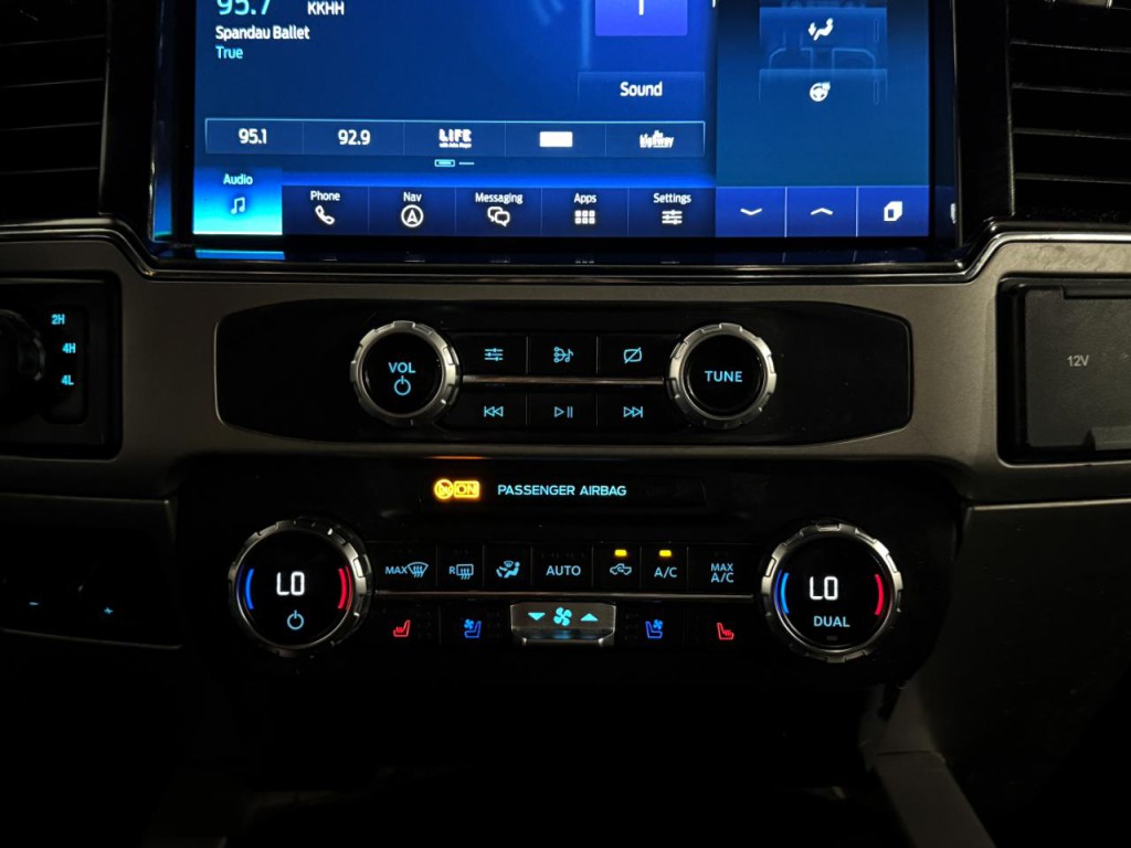 2022 Ford F-350 Image 11