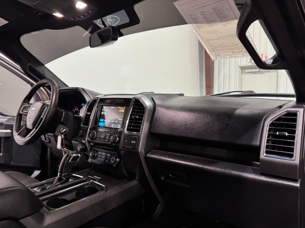 2016 Ford F-150 Image 11