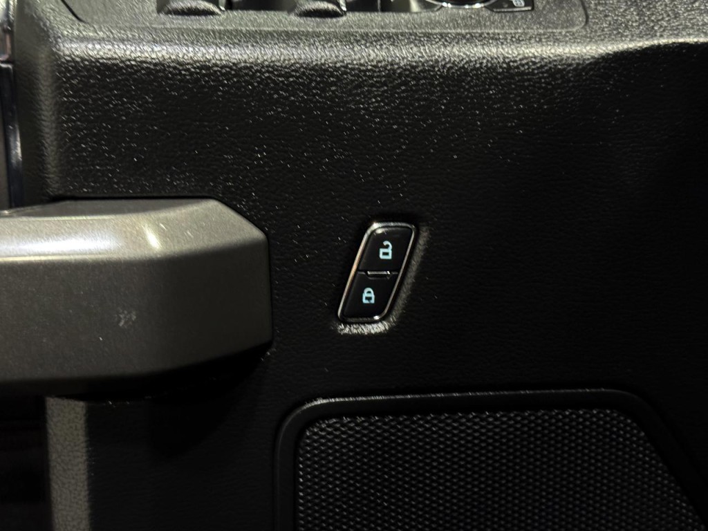 2016 Ford F-150 Image 28