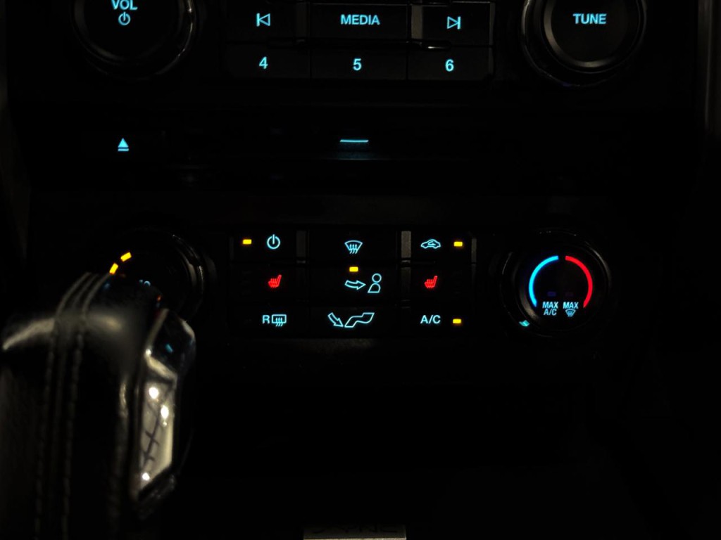 2016 Ford F-150 Image 30