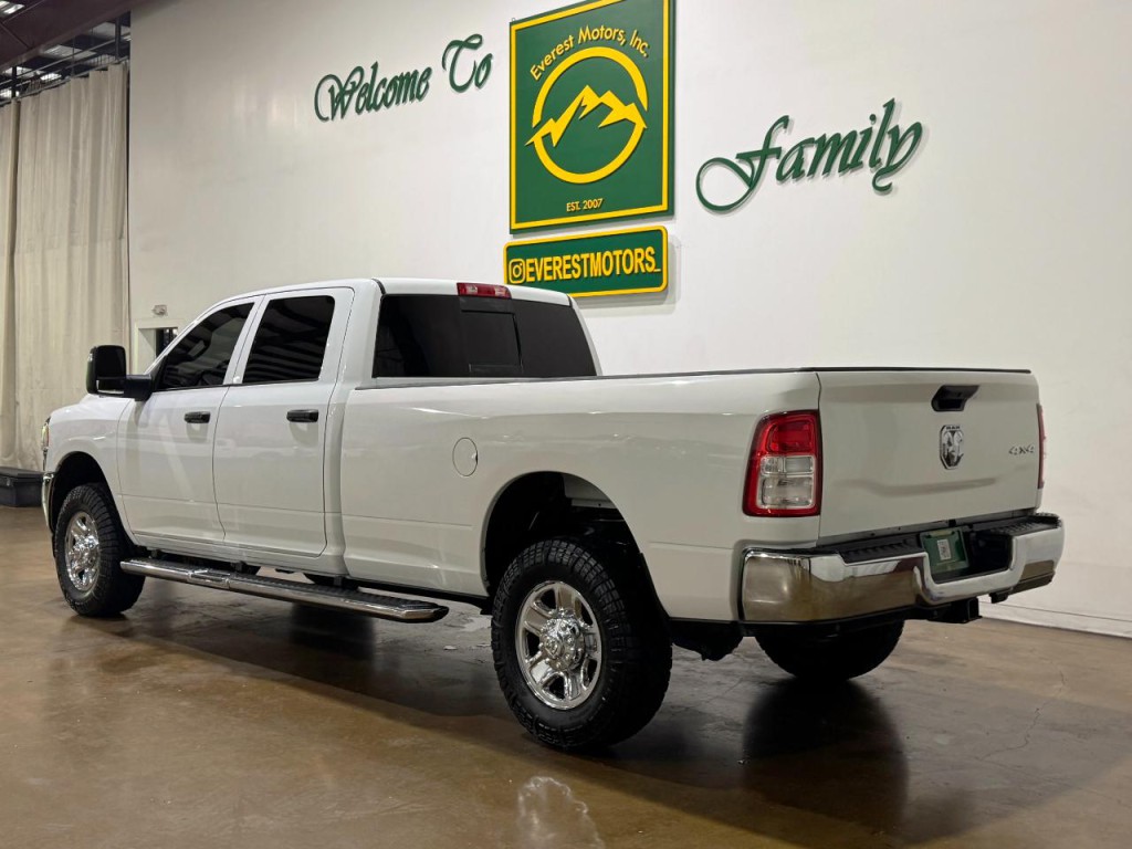 2023 RAM 2500 Image 6