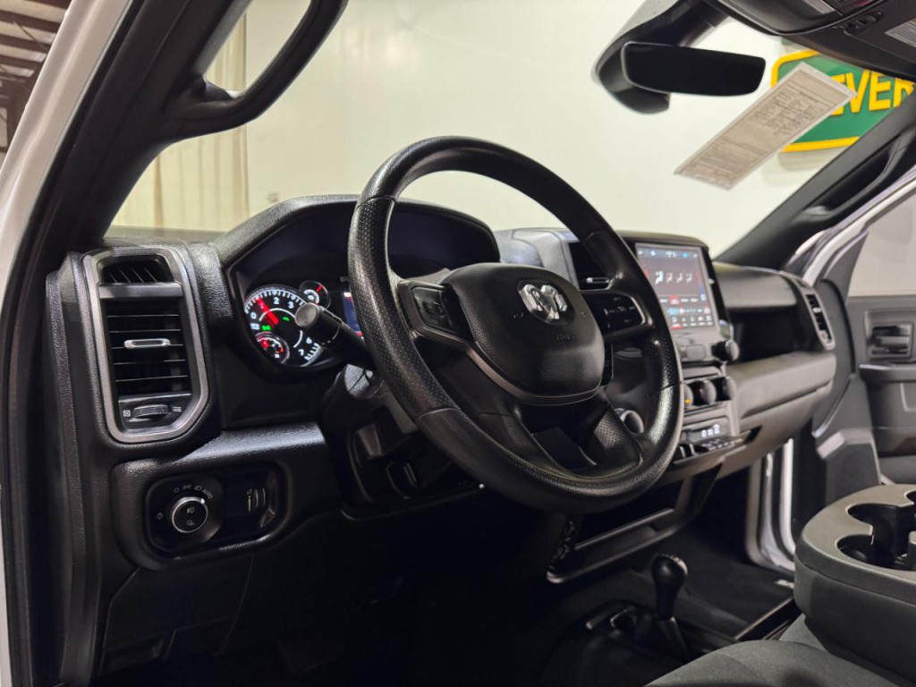 2023 RAM 2500 Image 10