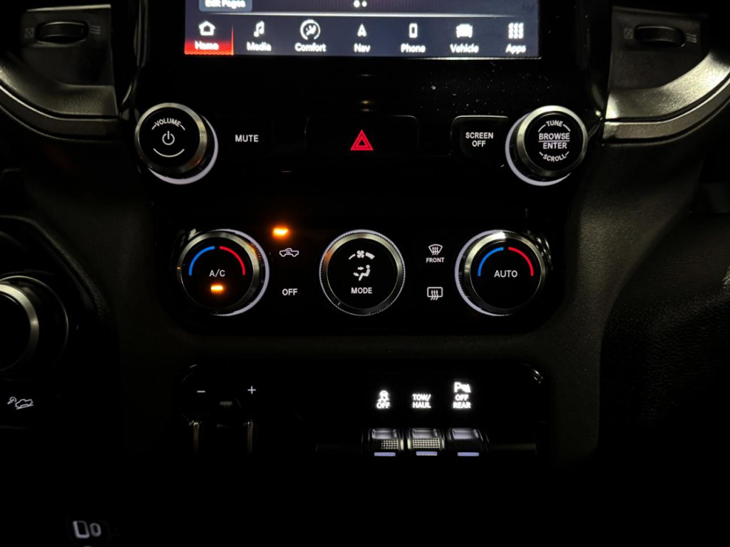 2023 RAM 2500 Image 25