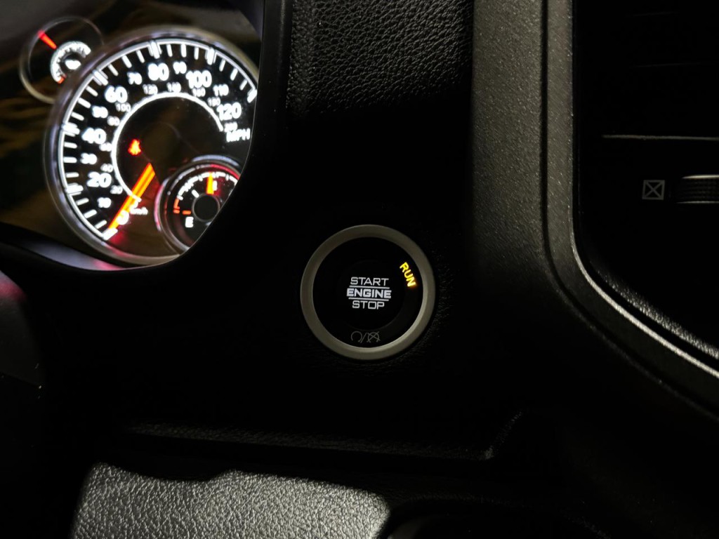 2023 RAM 2500 Image 28