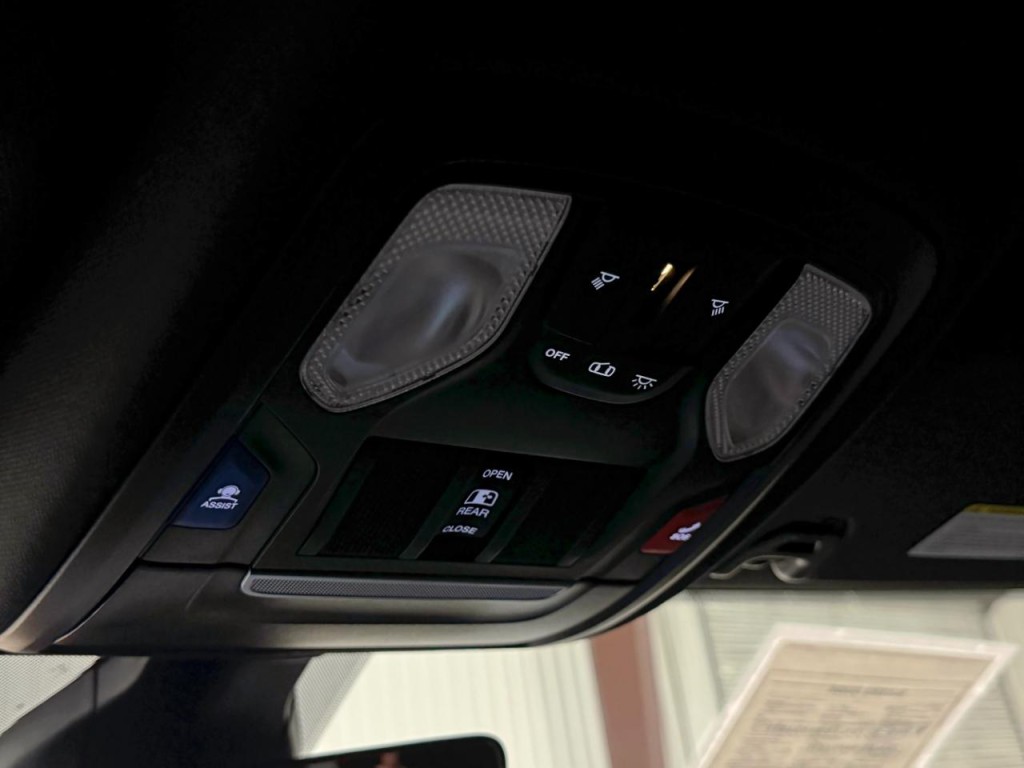 2023 RAM 2500 Image 31