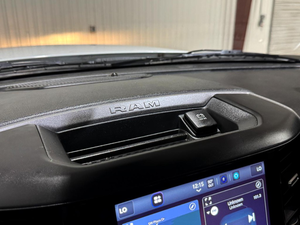 2023 RAM 2500 Image 32