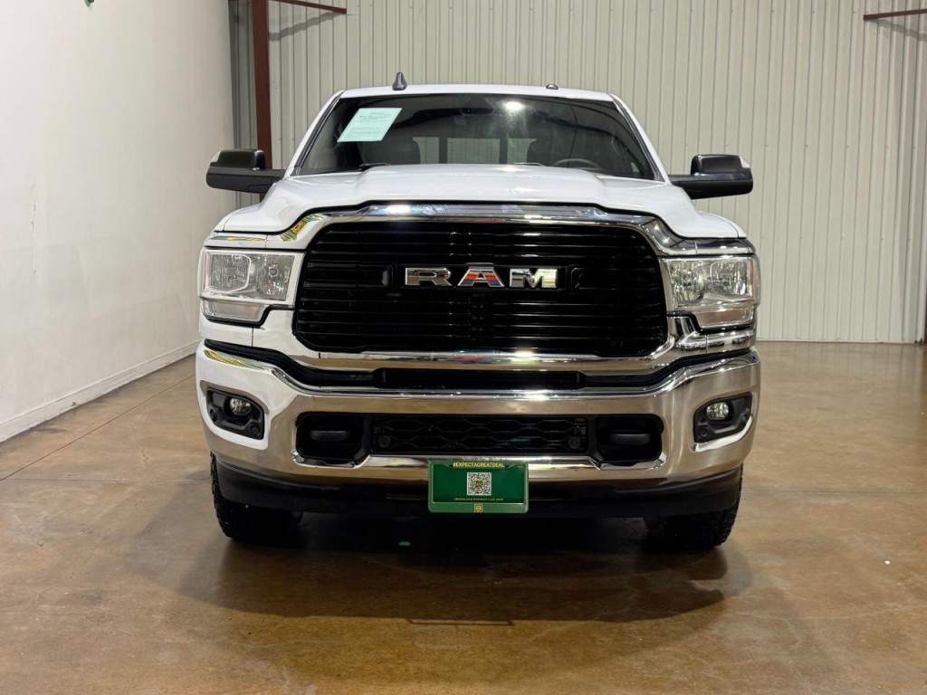 2022 RAM 2500 Image 2