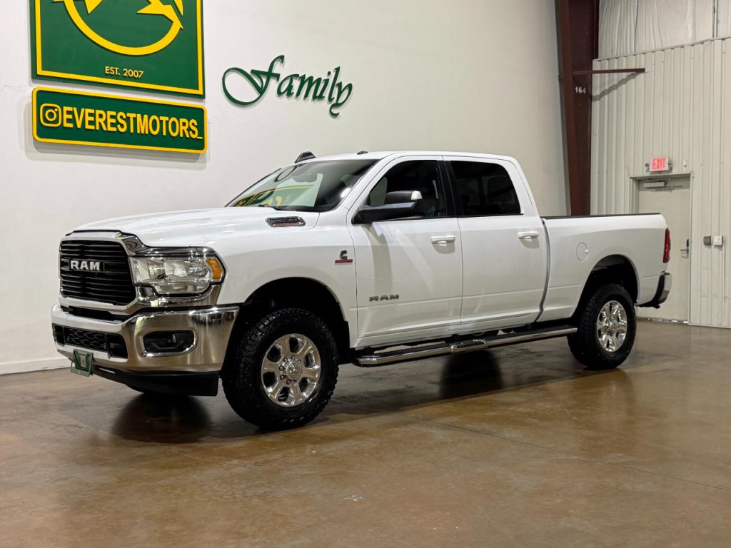 2022 RAM 2500 Image 3