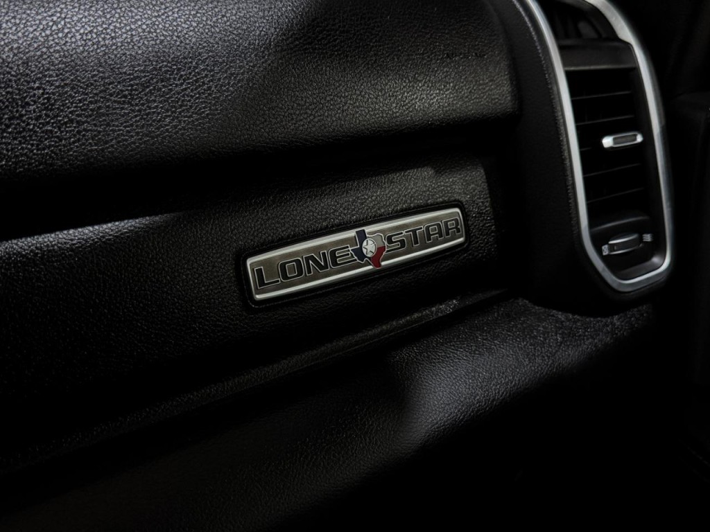 2022 RAM 2500 Image 32