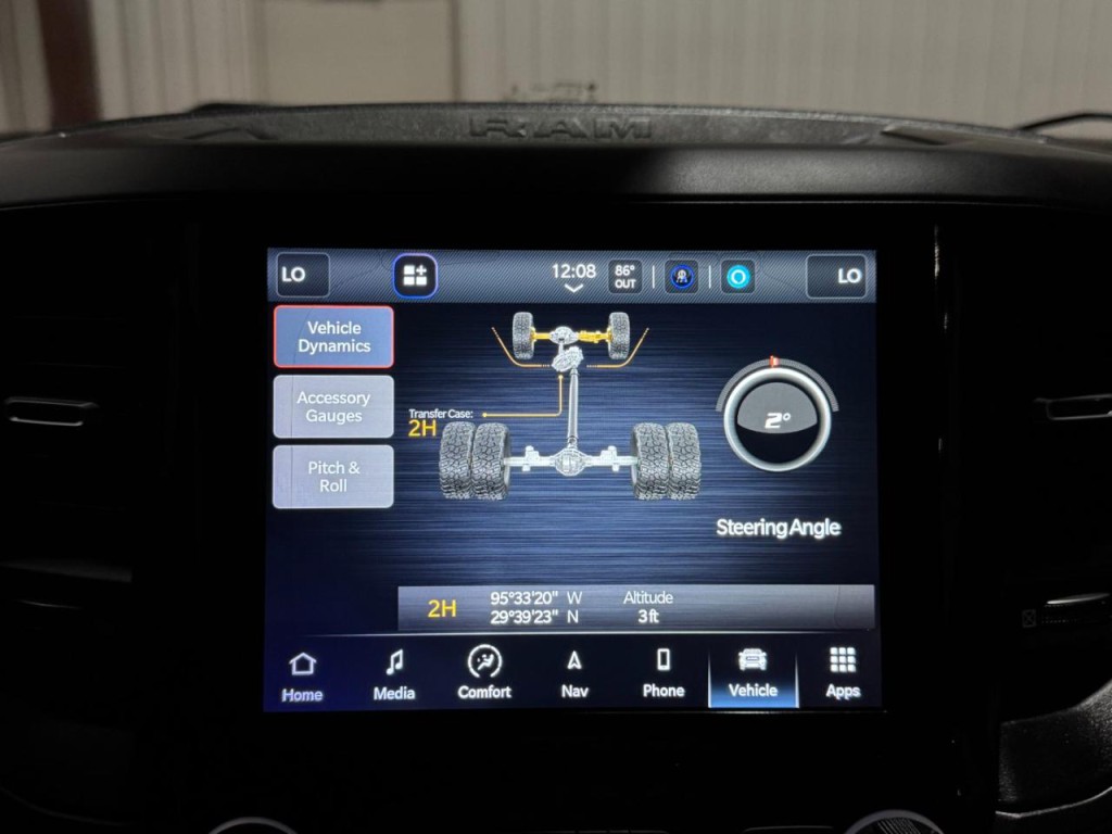 2022 RAM 3500 Image 37