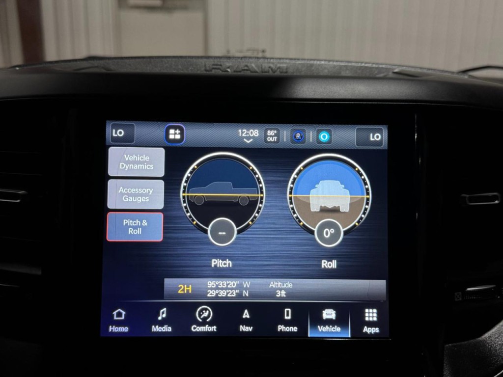 2022 RAM 3500 Image 38