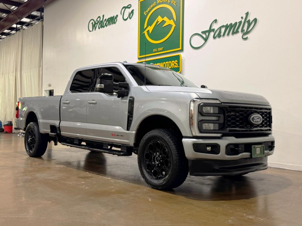 2024 Ford F-250 Image 2
