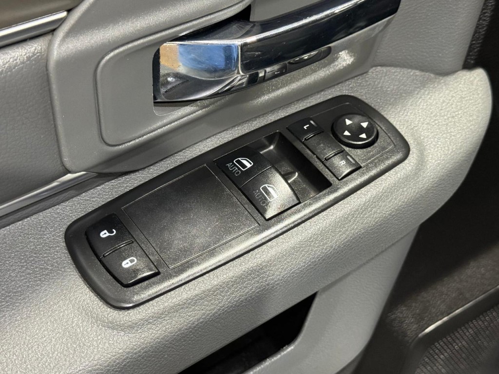 2018 RAM 4500 Image 35