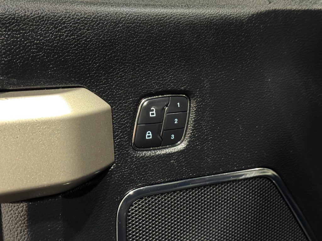 2018 Ford F-250 Image 30