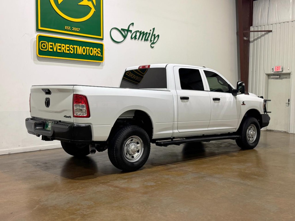 2023 RAM 2500 Image 8