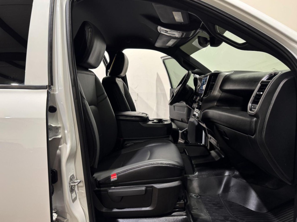 2023 RAM 2500 Image 14