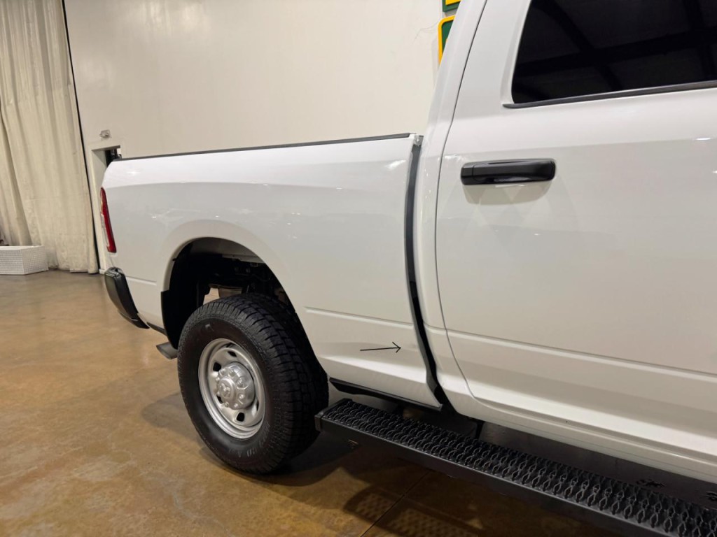 2023 RAM 2500 Image 68