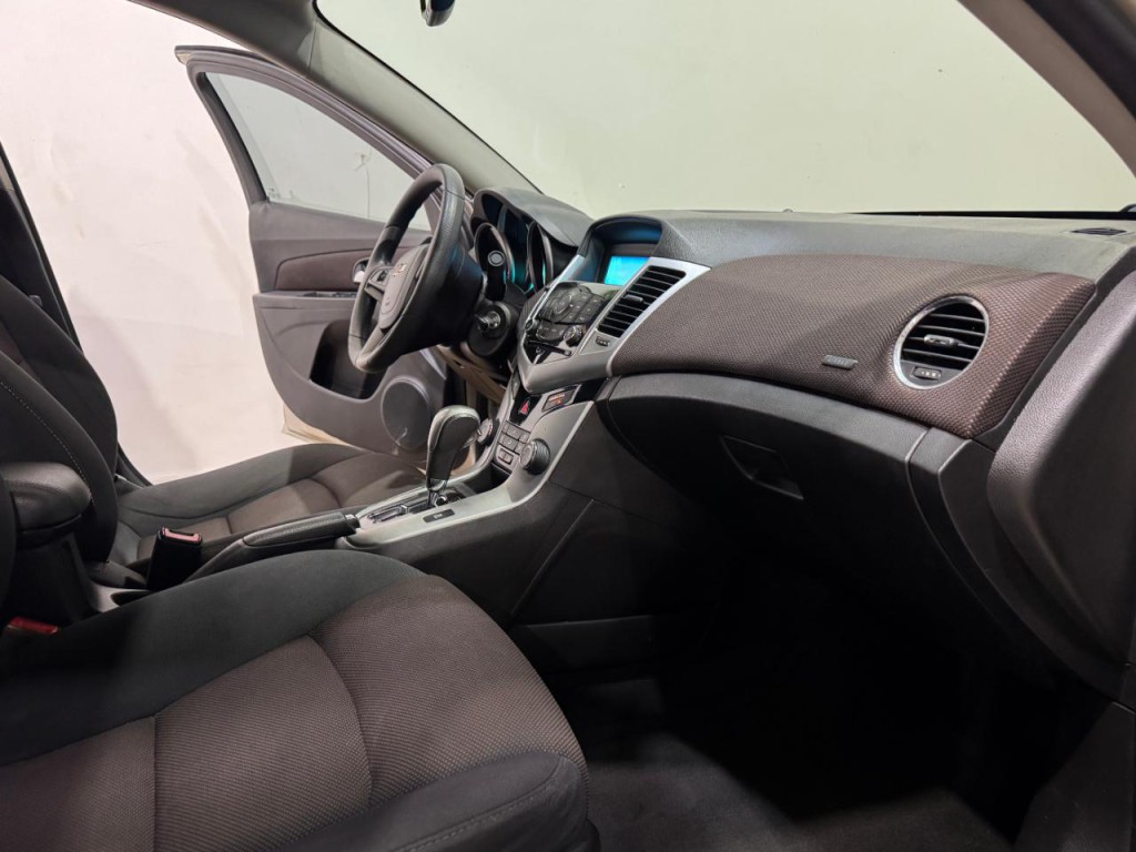 2016 Chevrolet Cruze Image 10
