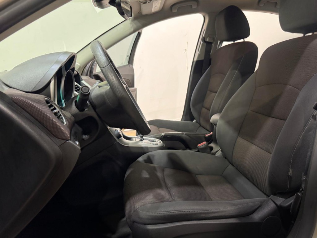 2016 Chevrolet Cruze Image 11