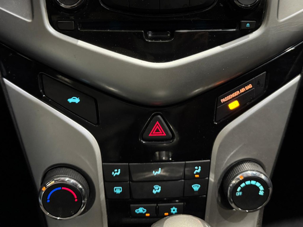 2016 Chevrolet Cruze Image 19